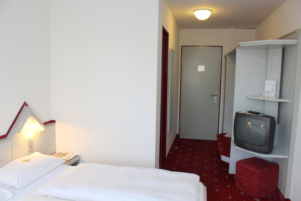 שטוטגרט A.C. Hotel Hoferer חדר תמונה